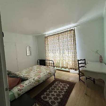 Du Relai Du Chateau - Parc Oriental - Puy Du Fou