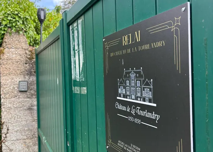 Сasa de vacaciones Du Relai Du Chateau - Parc Oriental - Puy Du Fou