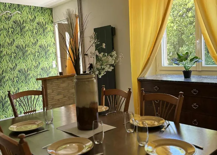 Сasa de vacaciones Du Relai Du Chateau - Parc Oriental - Puy Du Fou Chemille-en-Anjou