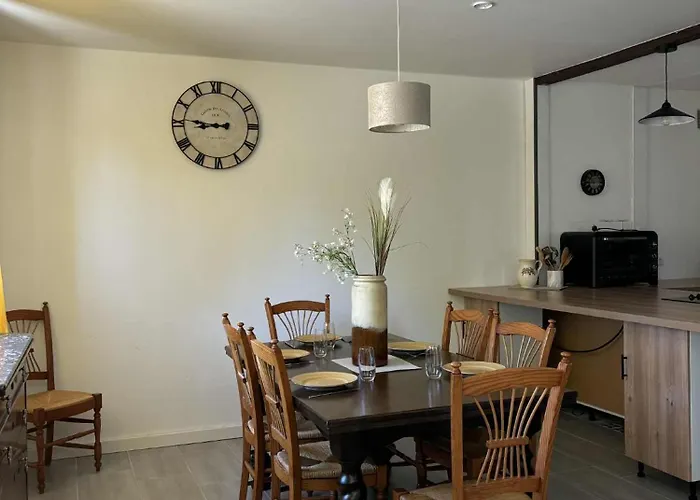 Du Relai Du Chateau - Parc Oriental - Puy Du Fou Сasa de vacaciones *